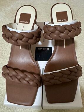 New! Dolce Vita Sandals Size 9.5